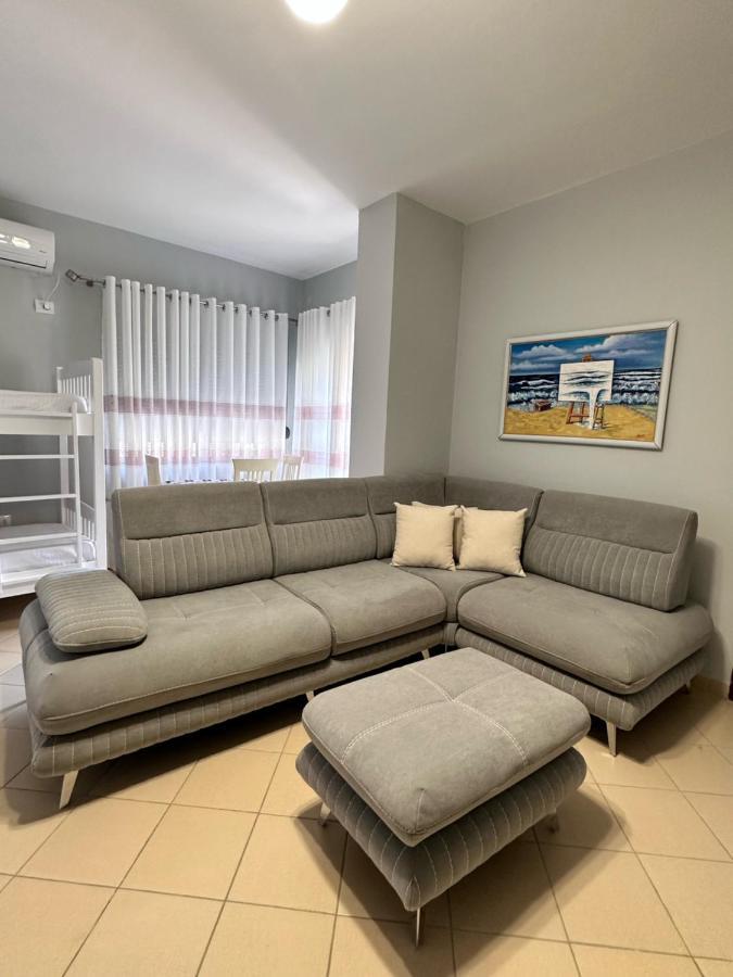Solei Apartments Sarandë Eksteriør billede