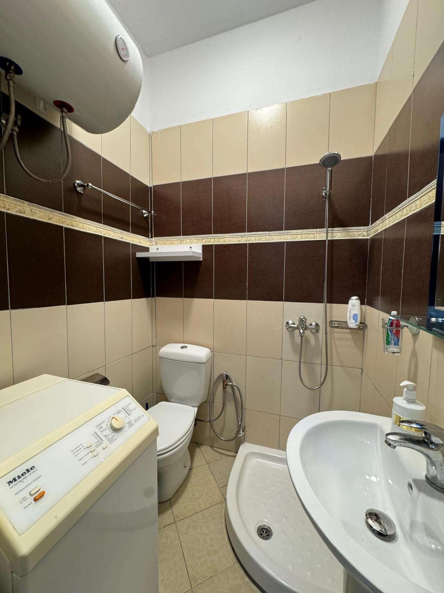 Solei Apartments Sarandë Eksteriør billede