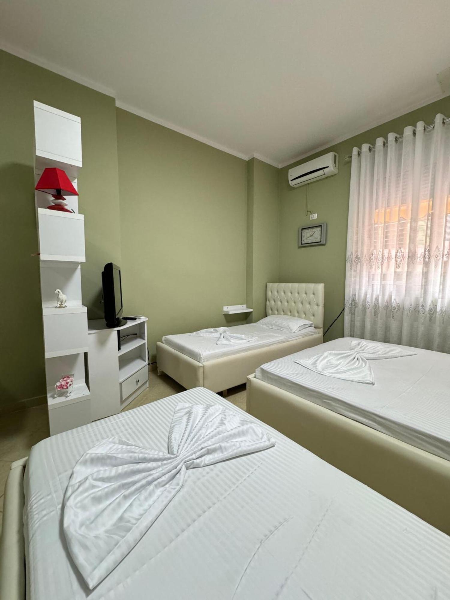 Solei Apartments Sarandë Eksteriør billede