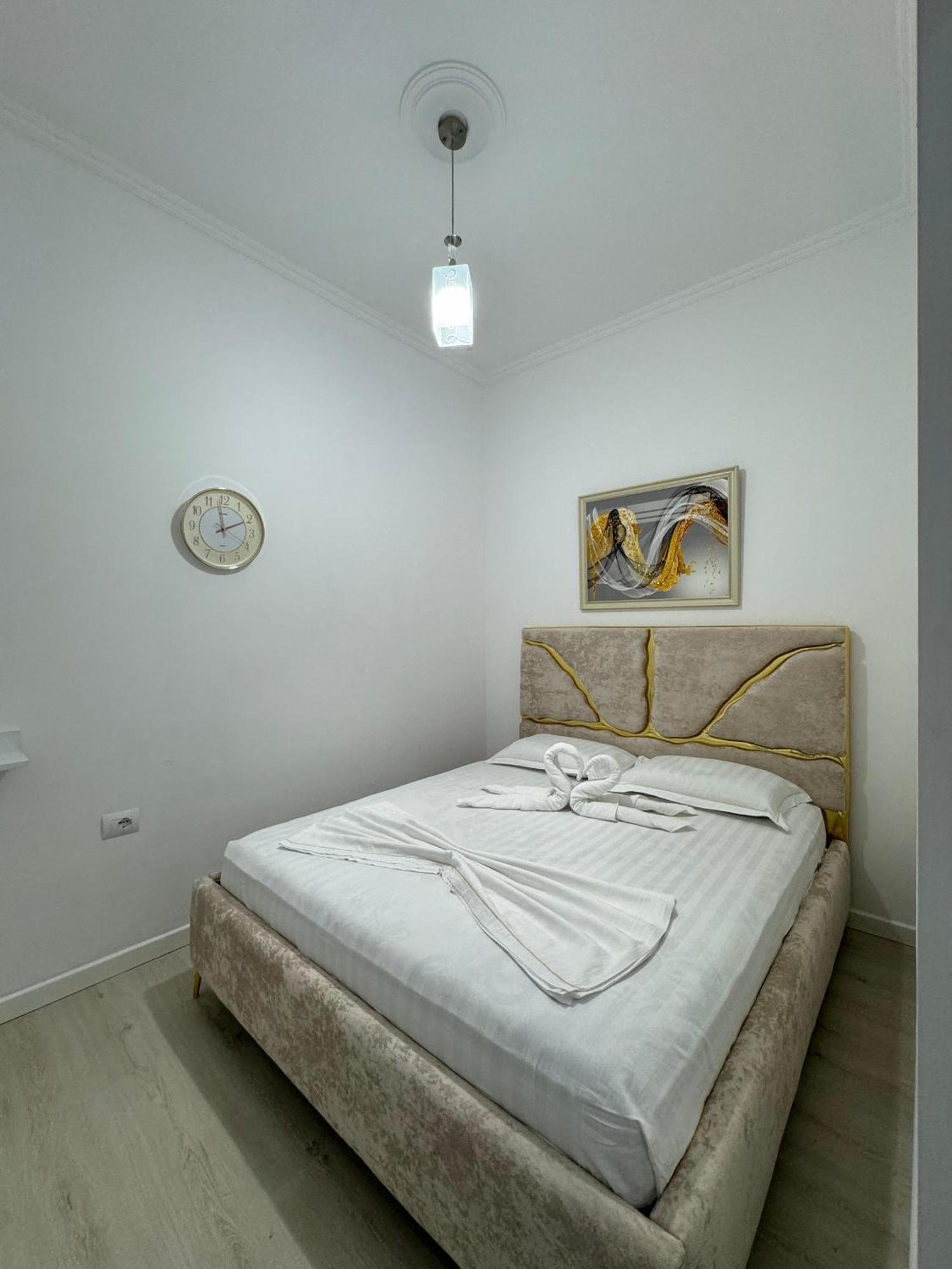 Solei Apartments Sarandë Eksteriør billede